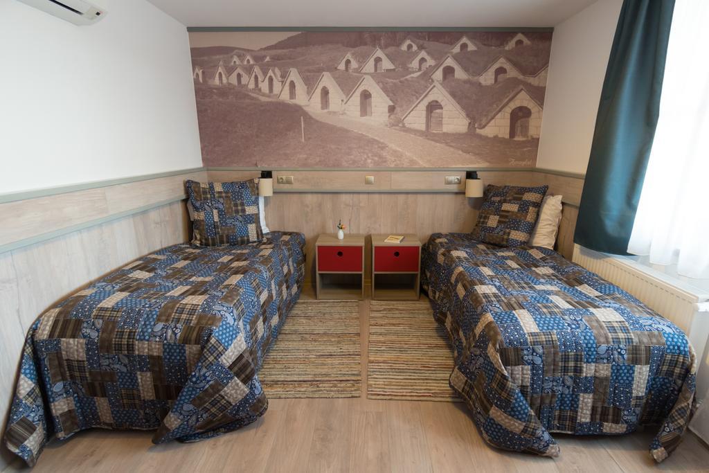 Magita Hotel Basko Екстериор снимка