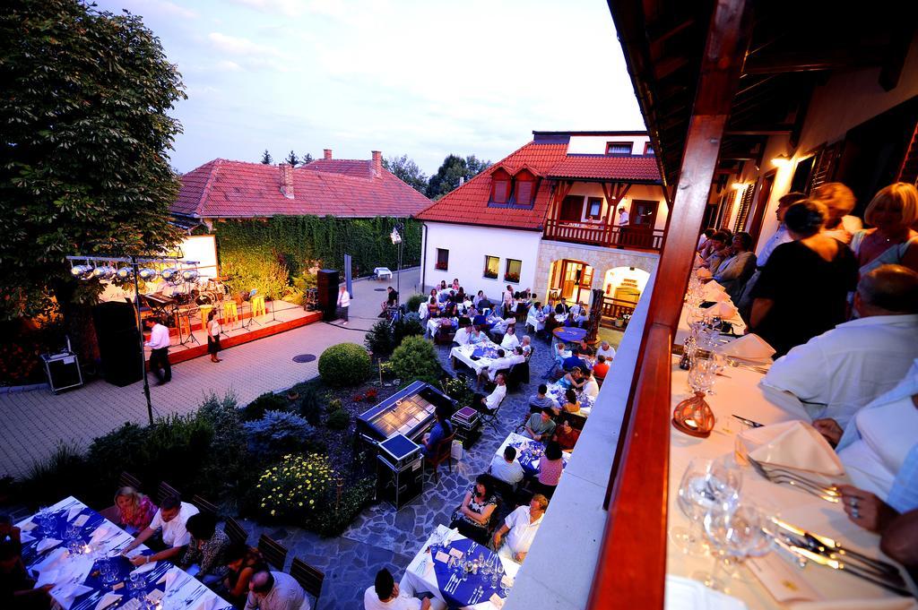 Magita Hotel Basko Екстериор снимка