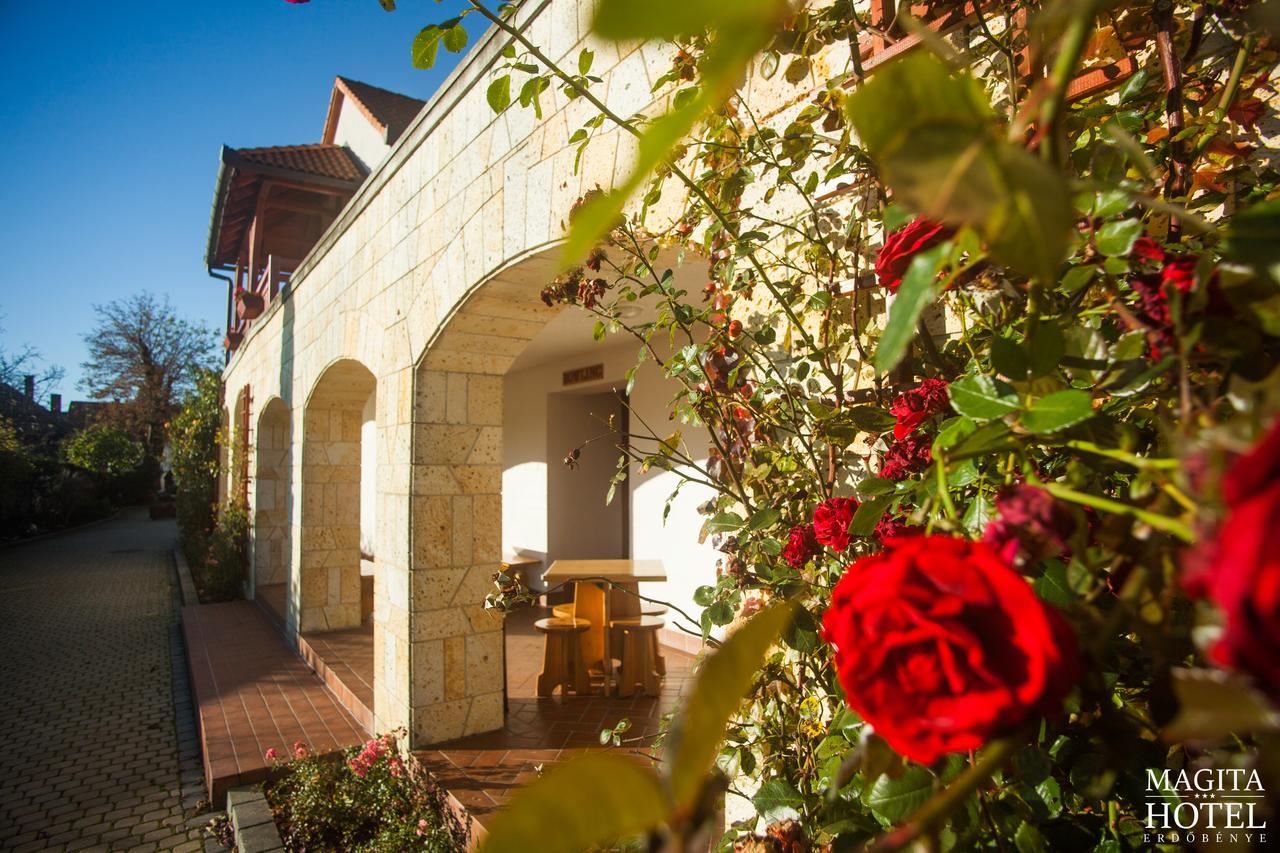 Magita Hotel Basko Екстериор снимка
